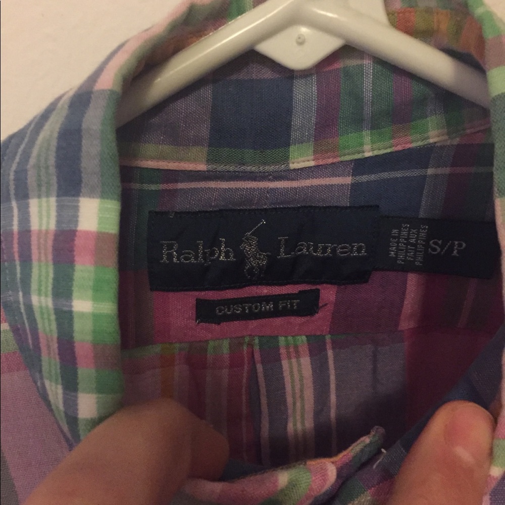 Linen Polo Button Up Size Small - Picture 3 of 3